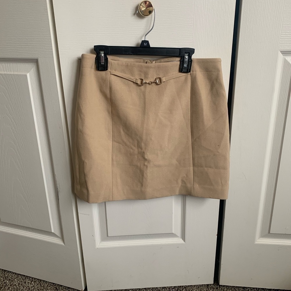 Preppy tan skirt